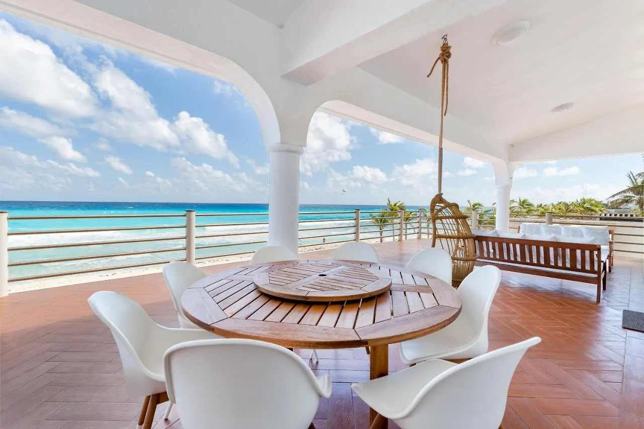 Holiday home Amazing 5 Bedroom Villa On The Beach! Cancun